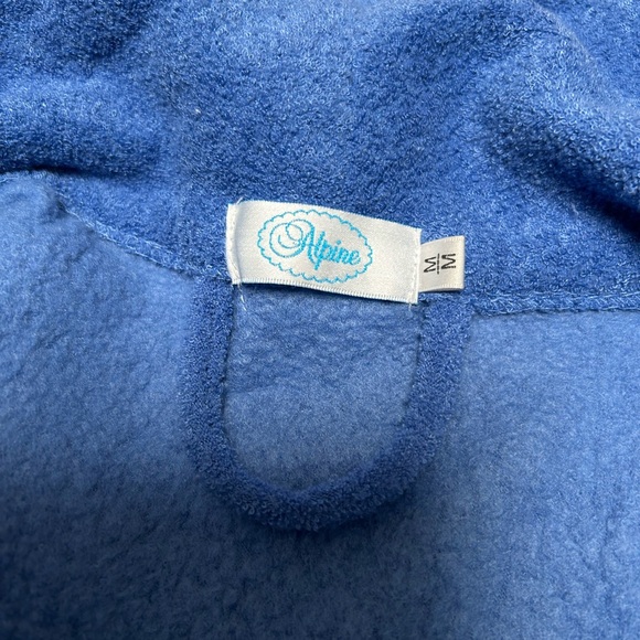 Women's Blue Ruffled Robe - Picture 5 of 6